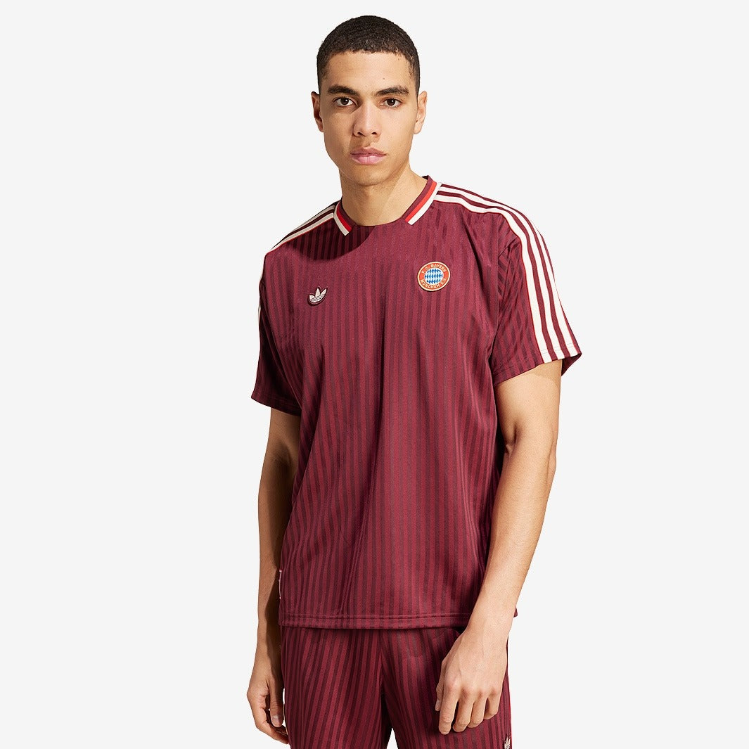 Camisa adidas Originals Bayern de Munique 2025/26 Terrace Icon