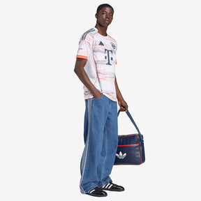 Camisa adidas Bayern de Munique 2025/26 II Torcedor