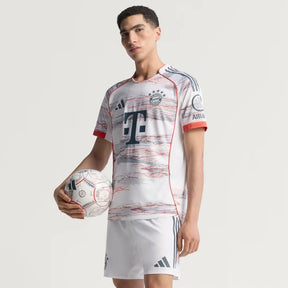 Camisa adidas Bayern de Munique 2025/26 II Jogador